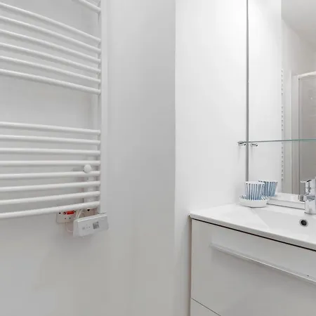 Апартаменты Centre Juan Les Pins 2p Pkg Elfira